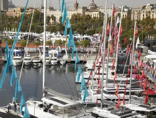 Vue du bassin du salon nautique de Barcelone, le rendez-vous incontournable Espagnol.